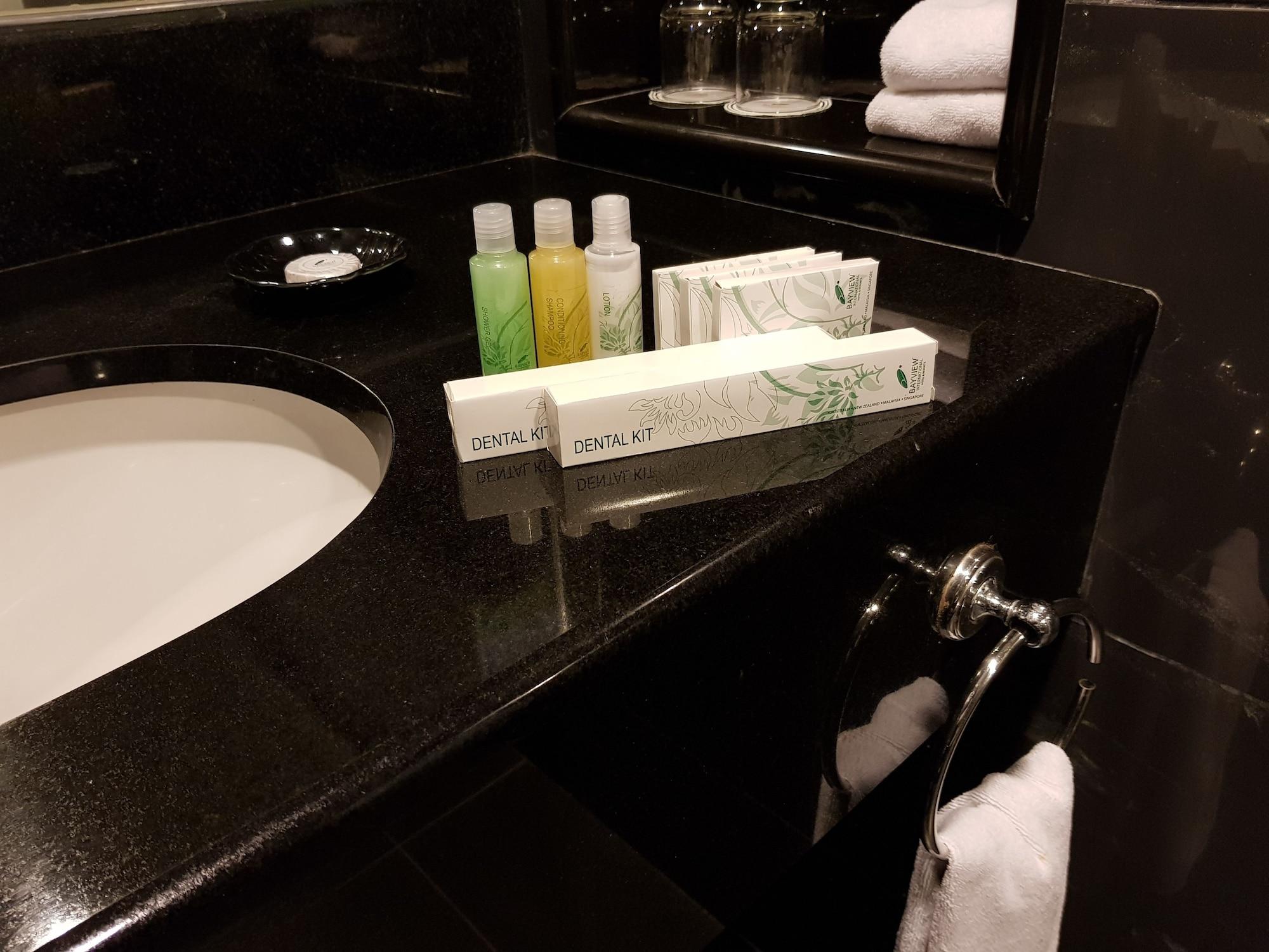 Bayview Hotel 4*