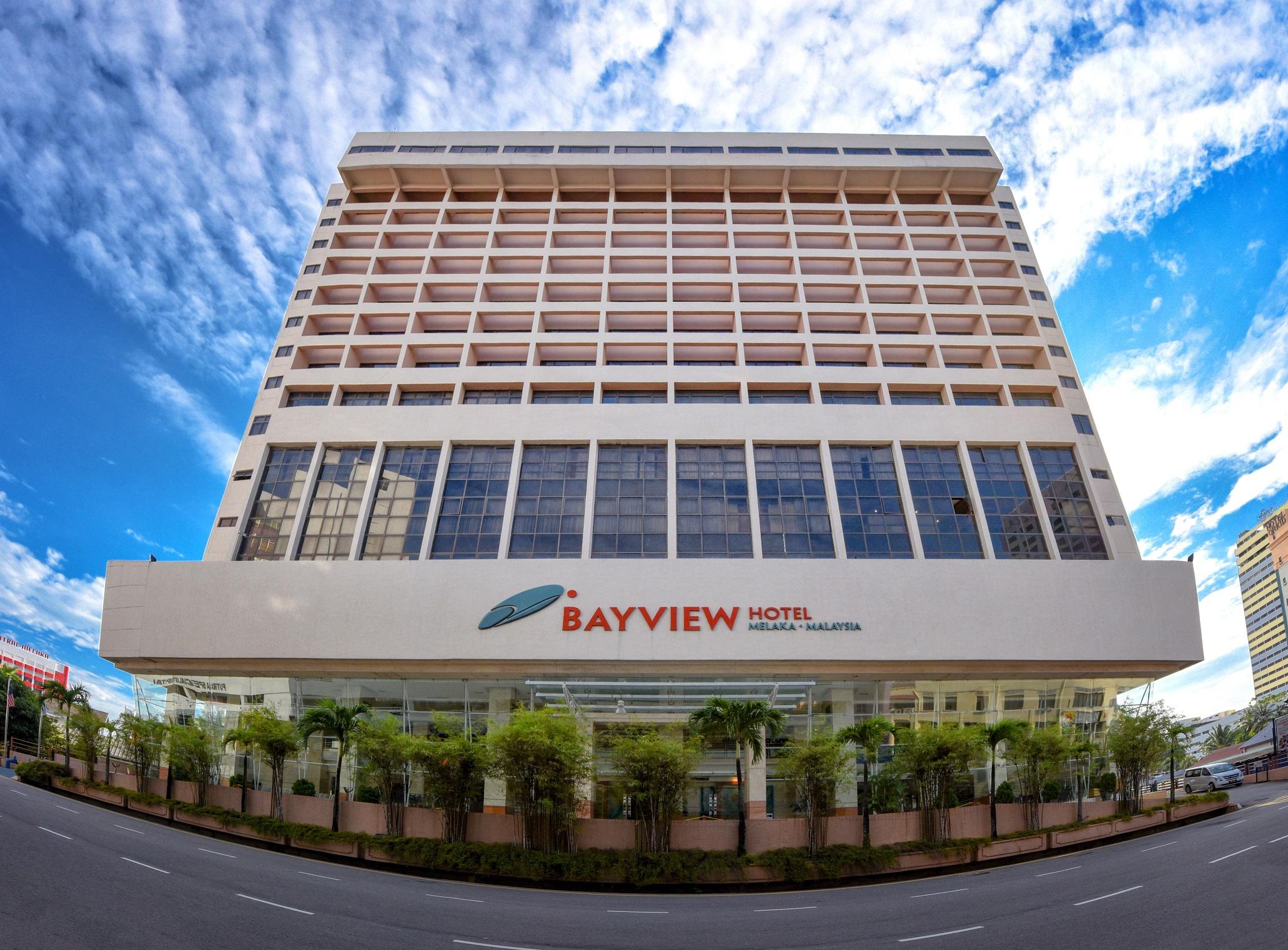 Bayview Hotel 4*